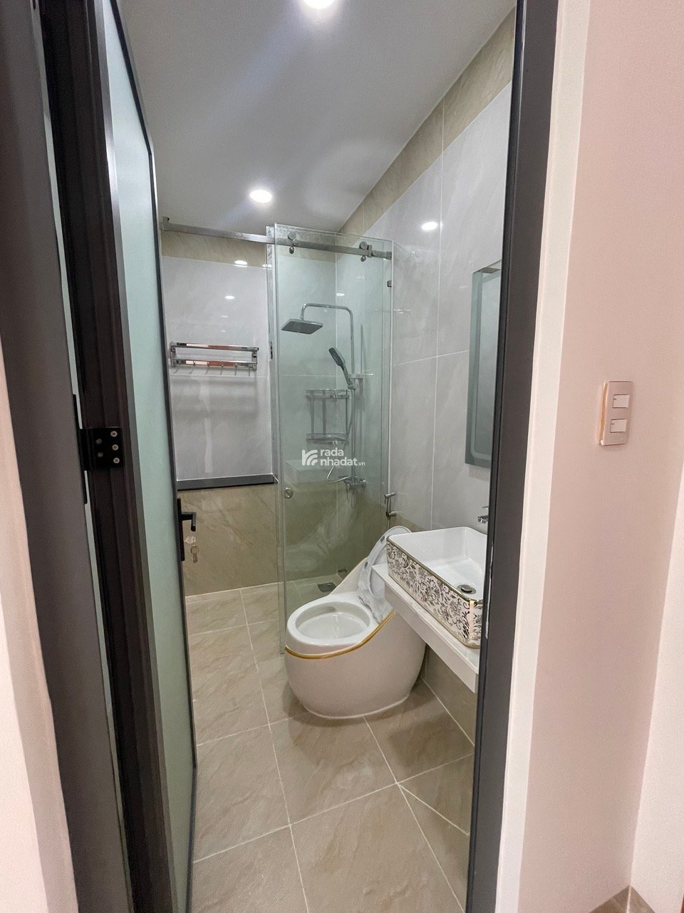  BÁN NHÀ 5 TẦNG MỚI ĐẸP MÊ LY LÊ VĂN QUỚI - BTCT CHẮC CHẮN -  4x16m2 - CHỈ 8.9 TỶ