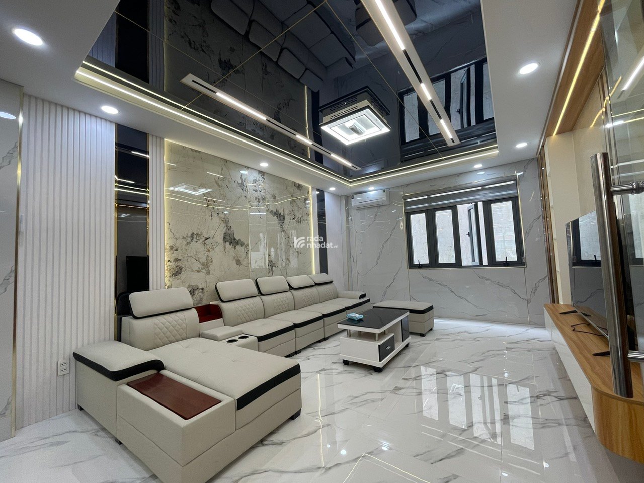  BÁN NHÀ 5 TẦNG MỚI ĐẸP MÊ LY LÊ VĂN QUỚI - BTCT CHẮC CHẮN -  4x16m2 - CHỈ 8.9 TỶ