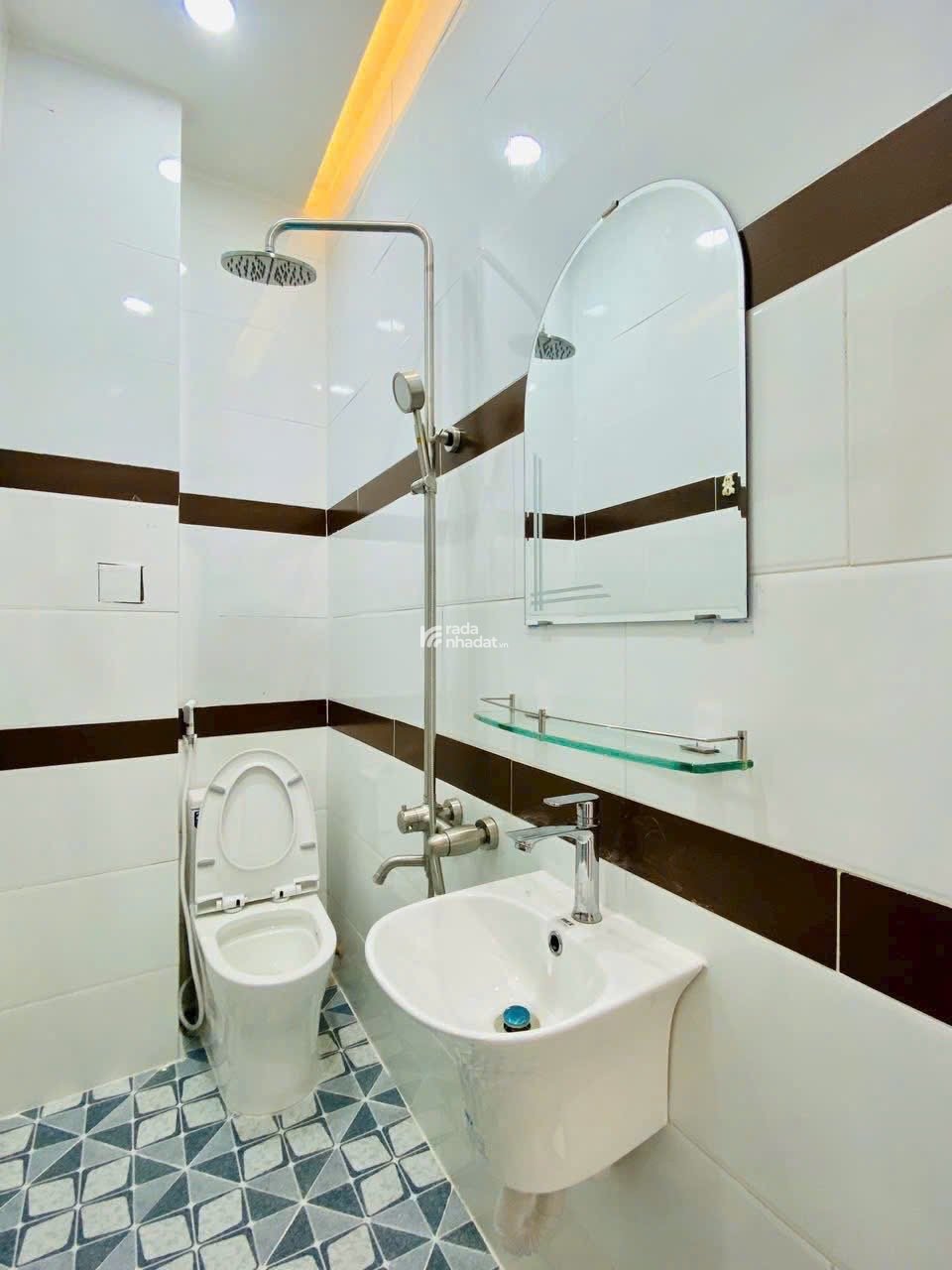 Chủ Kẹt Tiền cần BÁN GẤP 48,6m2 giá 3 tỷ 550tr Đường Nguyễn Tiểu La, P.8  Quận 10 Tphcm