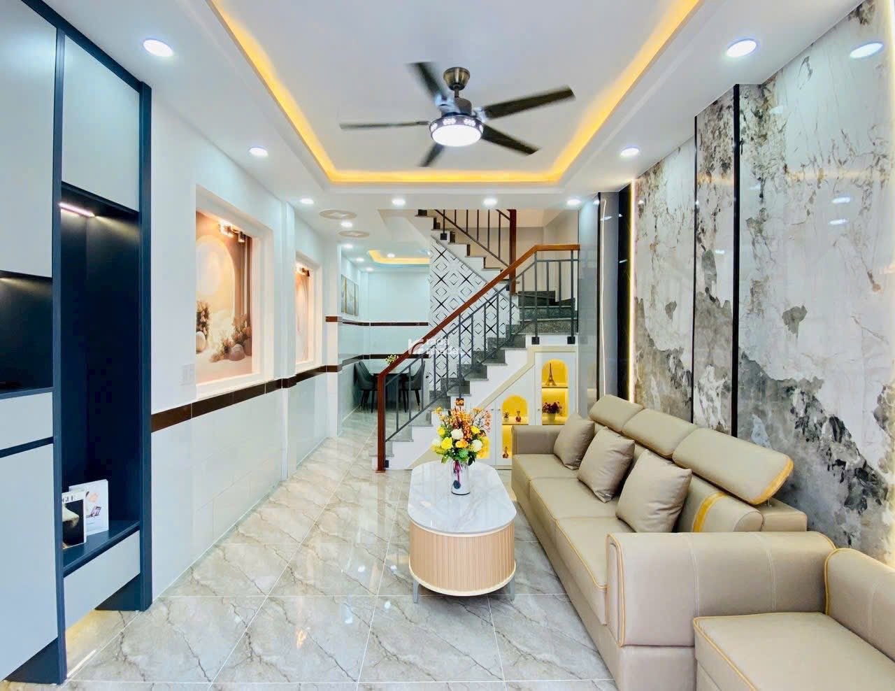 Chủ Kẹt Tiền cần BÁN GẤP 48,6m2 giá 3 tỷ 550tr Đường Nguyễn Tiểu La, P.8  Quận 10 Tphcm