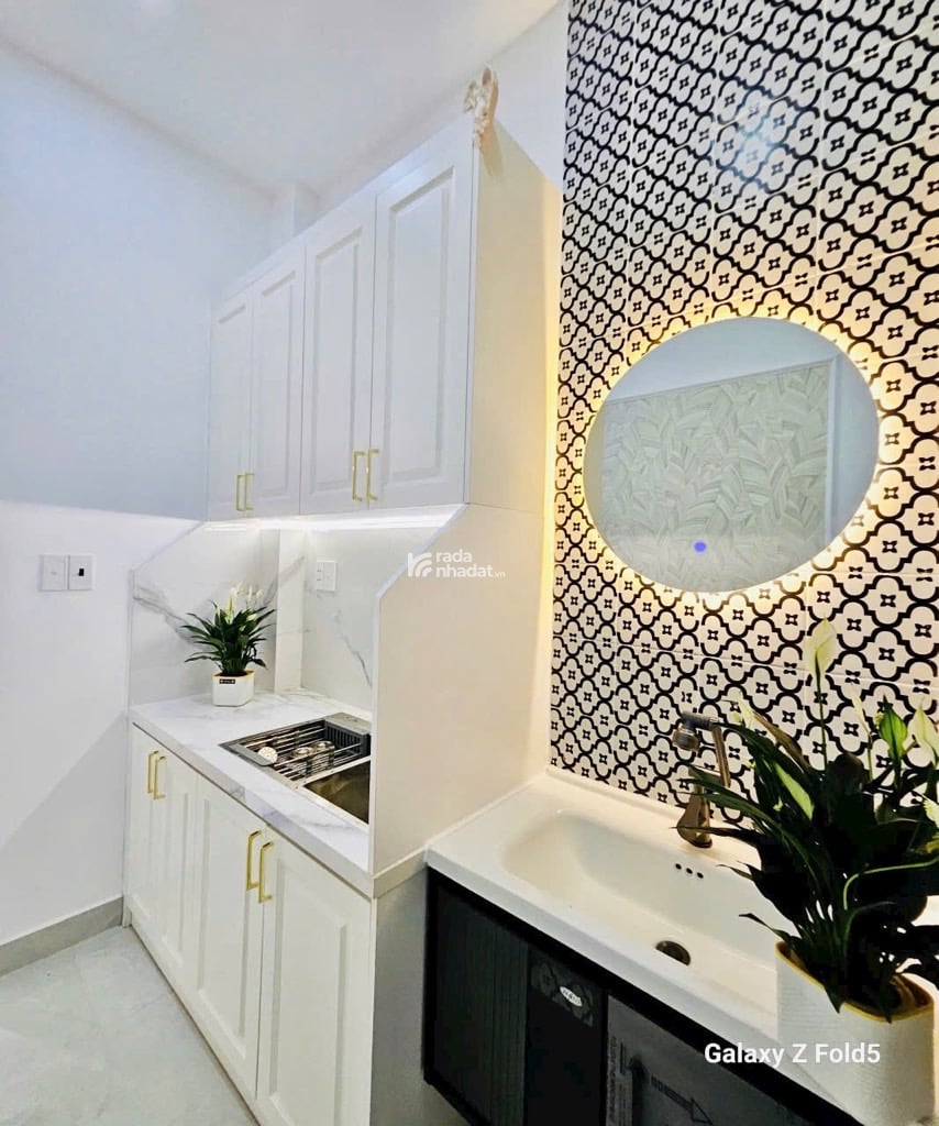 SÁT MT HOÀNG VĂN THỤ, TÂN BÌNH, 30M2 CÓ KẾT CẤU DỄ CẢI TẠO. GIẢM 350TR CHỈ 5.8T 