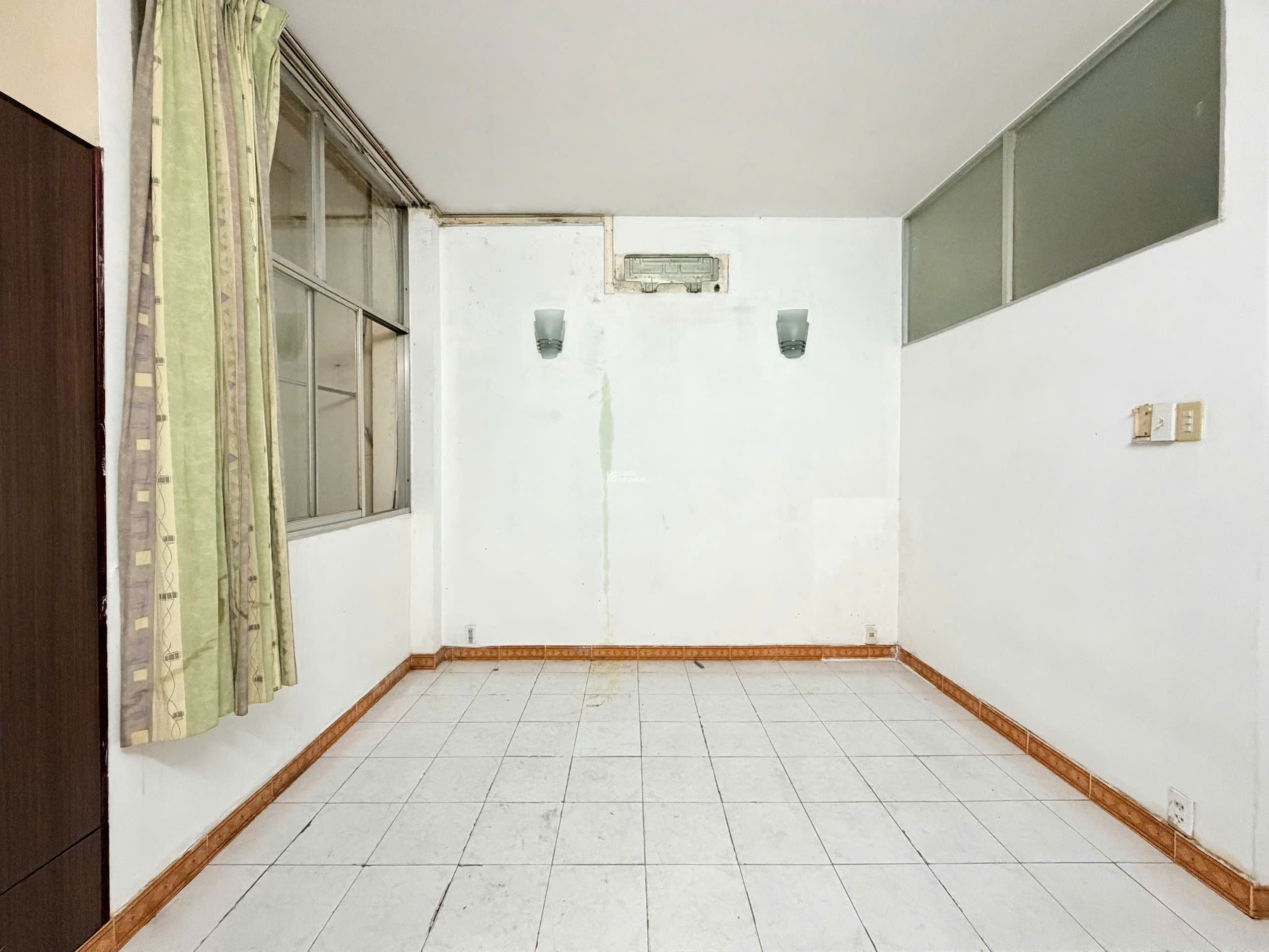 BÁN NHÀ MẶT TIỀN HỒNG LĨNH P15 Quận 10 -4x10 4 tầng - 14.5 TỶ