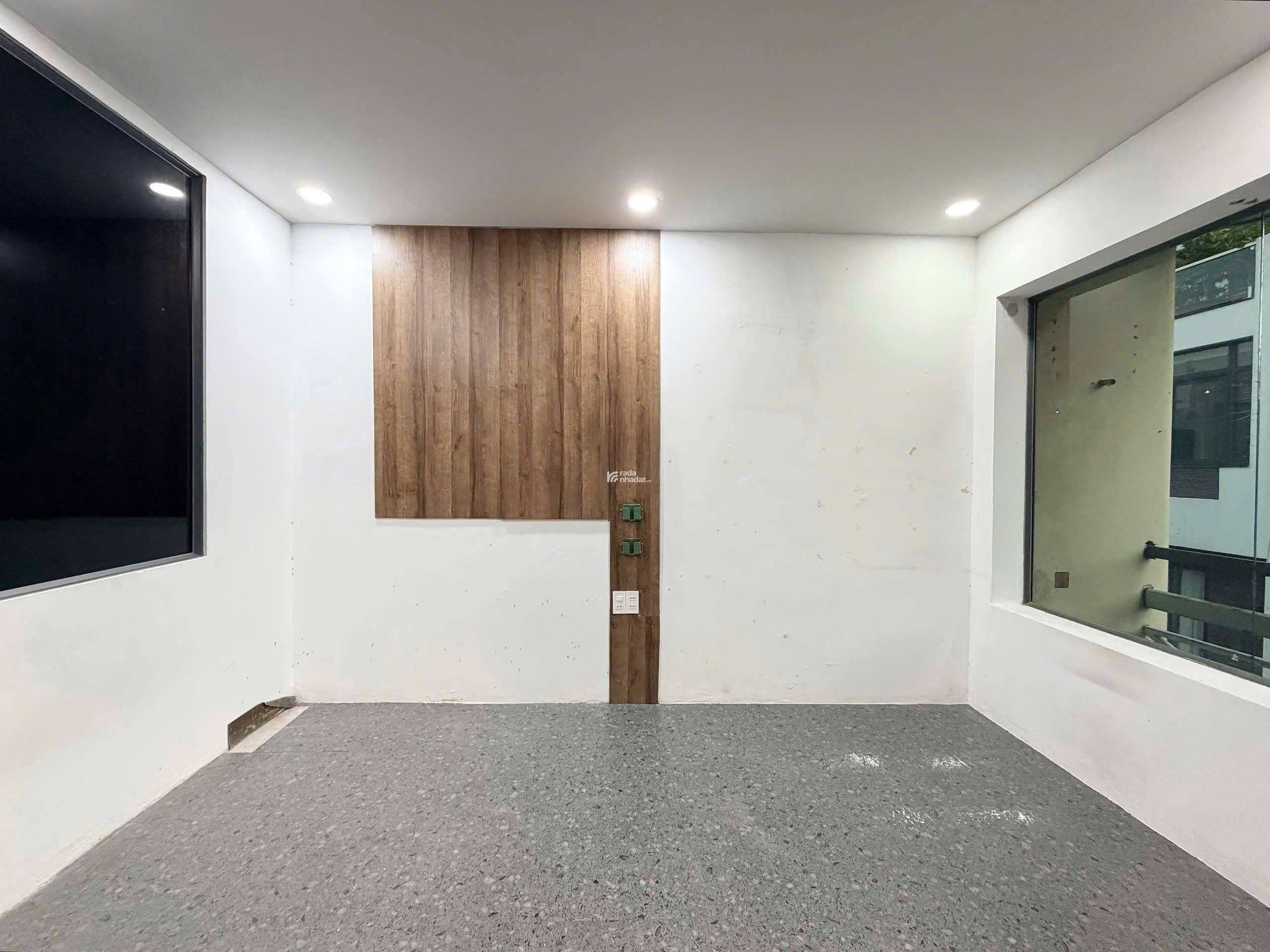 BÁN NHÀ MẶT TIỀN HỒNG LĨNH P15 Quận 10 -4x10 4 tầng - 14.5 TỶ