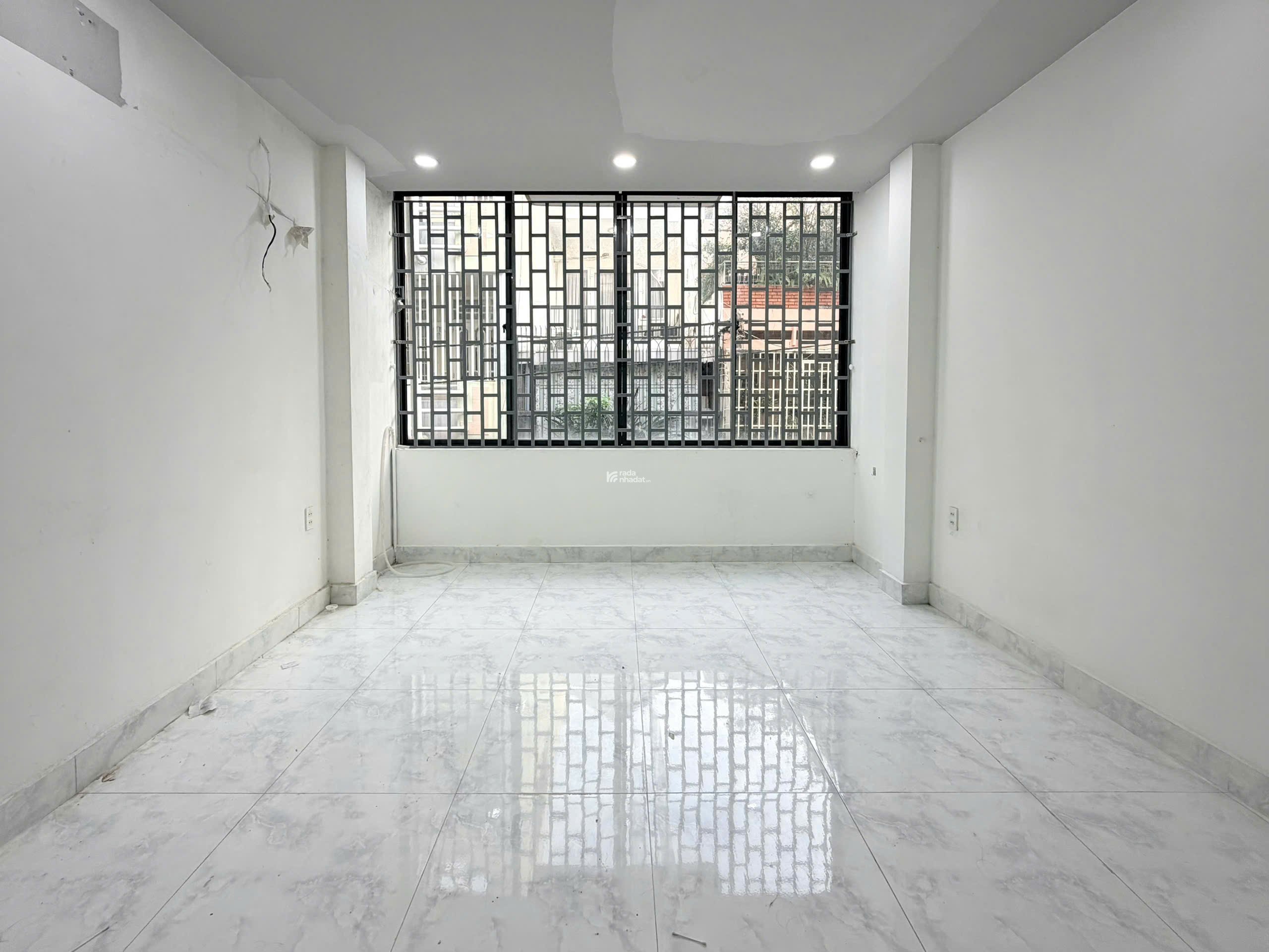 BÁN NHÀ MẶT TIỀN HỒNG LĨNH P15 Quận 10 -4x10 4 tầng - 14.5 TỶ