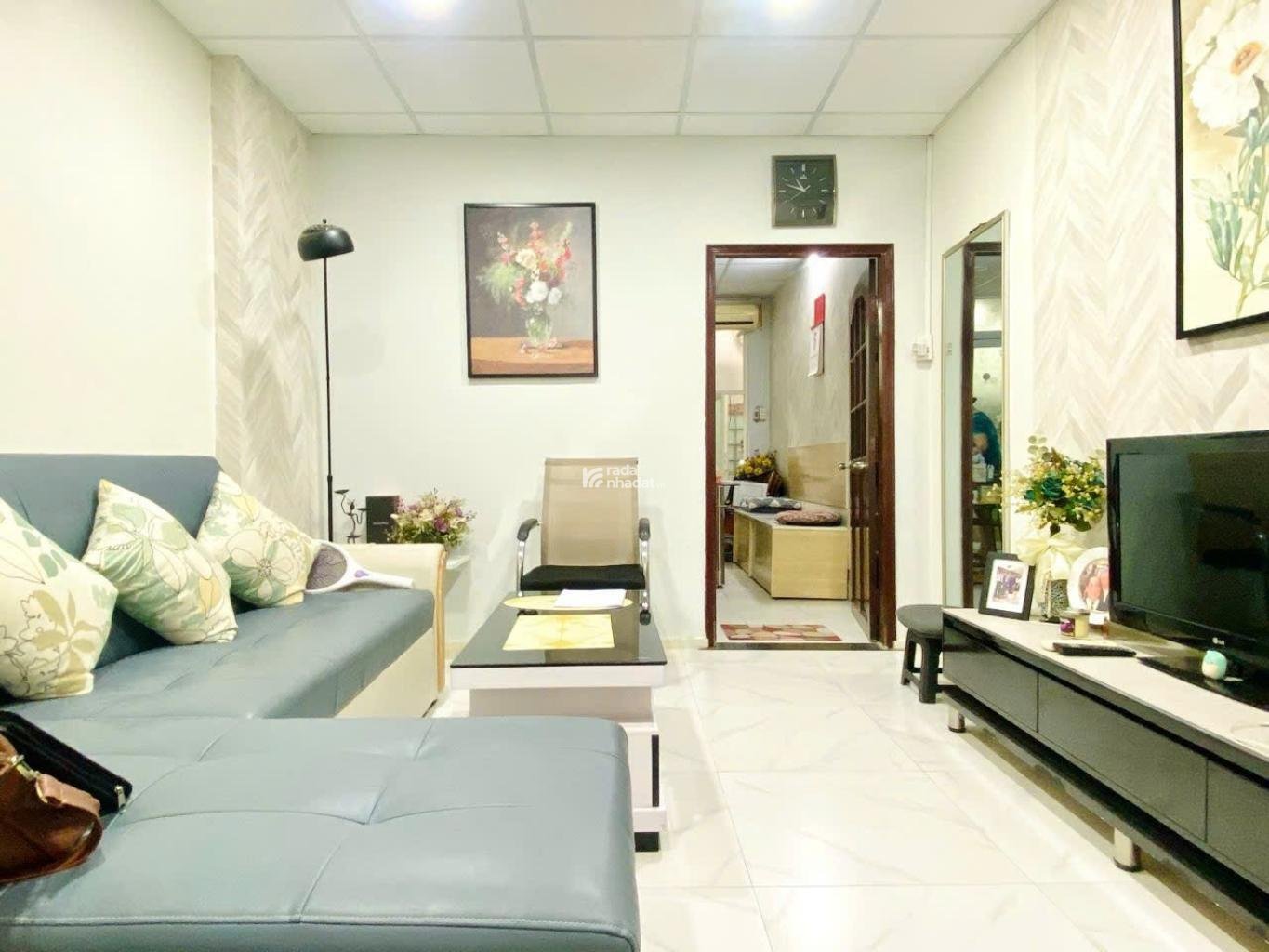 MẶT TIỀN HẺM 149/ BÀNH VĂN TRÂN P.7 TÂN BÌNH - 176M2 - NGANG 10M - KHU VIP - XUNG QUANH BIỆT THỰ