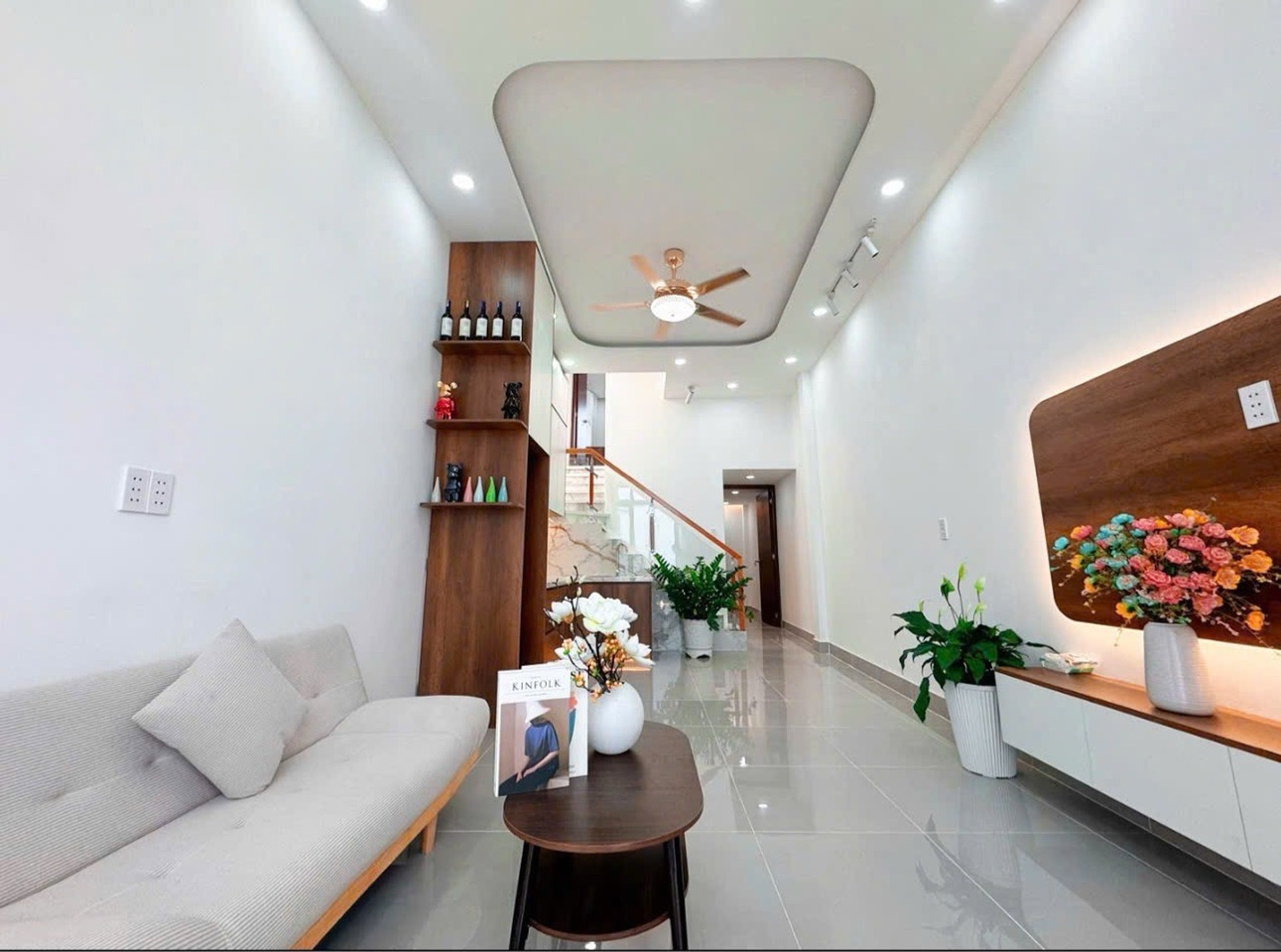 Bán nhà sổ riêng Quận 7, thổ cư full, pháp lý chuẩn.