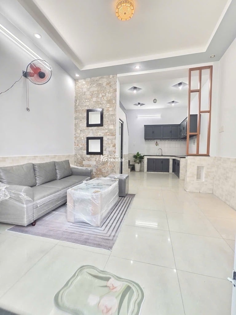HẺM XE HƠI 5M - GẦN AEON MALL - GIÁP TÂN PHÚ - VÀI BƯỚC RA BÌNH LONG - 2 TẦNG MỚI ĐẸP BTCT - 32M2 -