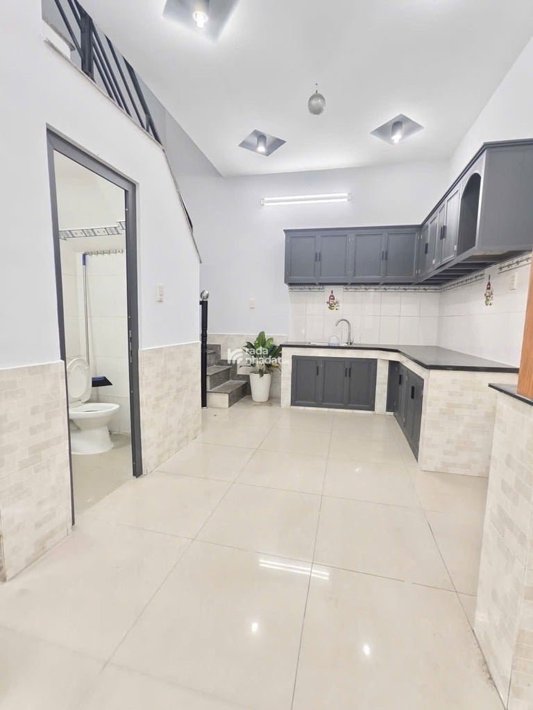 HẺM XE HƠI 5M - GẦN AEON MALL - GIÁP TÂN PHÚ - VÀI BƯỚC RA BÌNH LONG - 2 TẦNG MỚI ĐẸP BTCT - 32M2 -