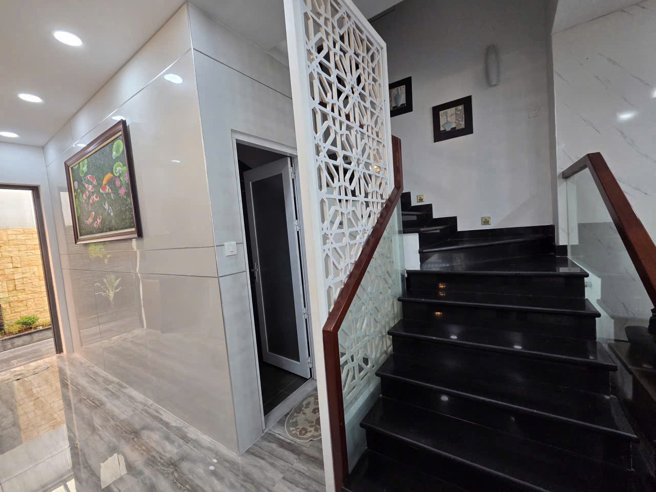 122.5m2 - Giá 17.3 tỷ full nội thất có thang máy - Nhà phố Nine South