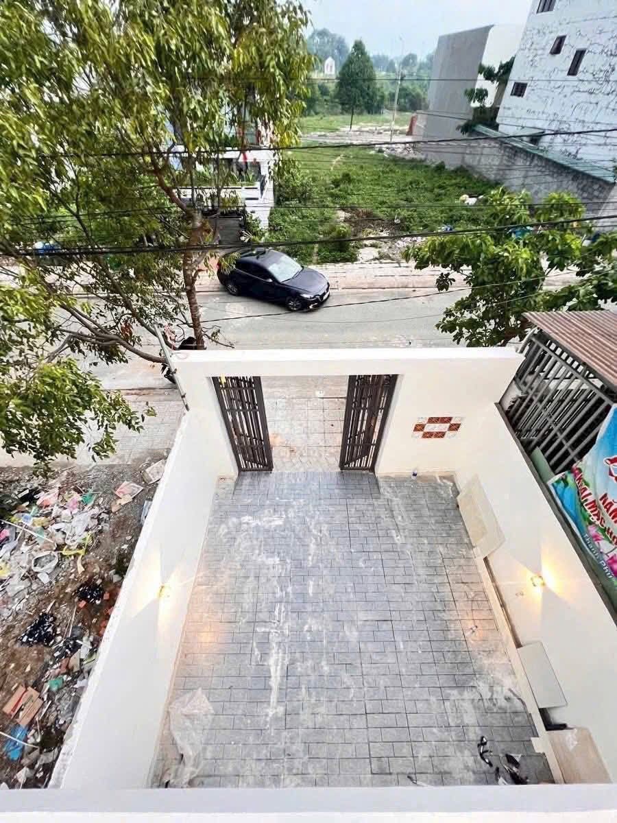 BÁN NHÀ ĐẸP BÌNH CHÁNH  DỌN VÀO Ở NGAY     Sổ hồng riêng hỗ trợ vay ngân