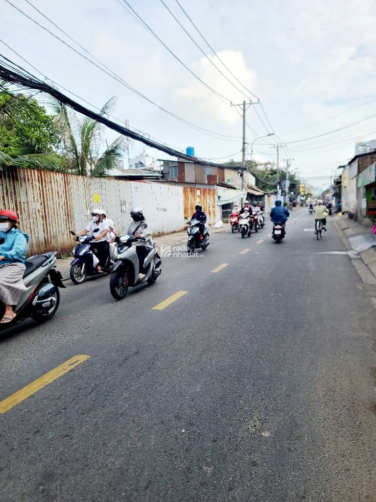 NHÀ ĐẸP 4 TẦNG 49M-HẺM 4M-AN DƯƠNG VƯƠNG-GIÁ 6 TỶ