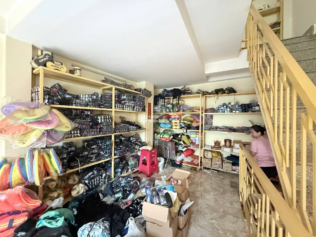 KHU VIP SÁT Q1. HẺM XE HƠI VẠN KIẾP, BÌNH THẠNH, 27M2 CÓ KC Ở NGAY. GIẢM 650TR CHỈ 6.4T