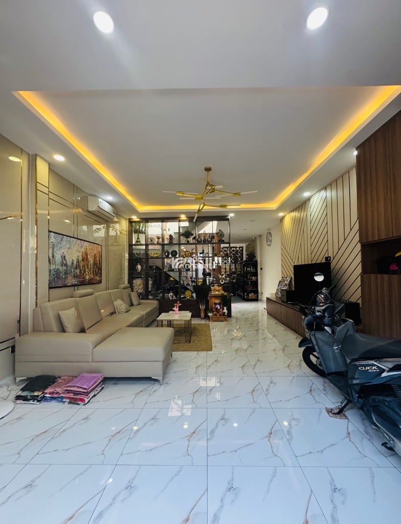 Bán nhà  gần bình long  văn cao