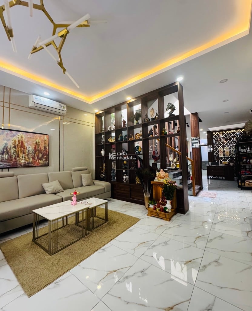 Bán nhà  gần bình long  văn cao
