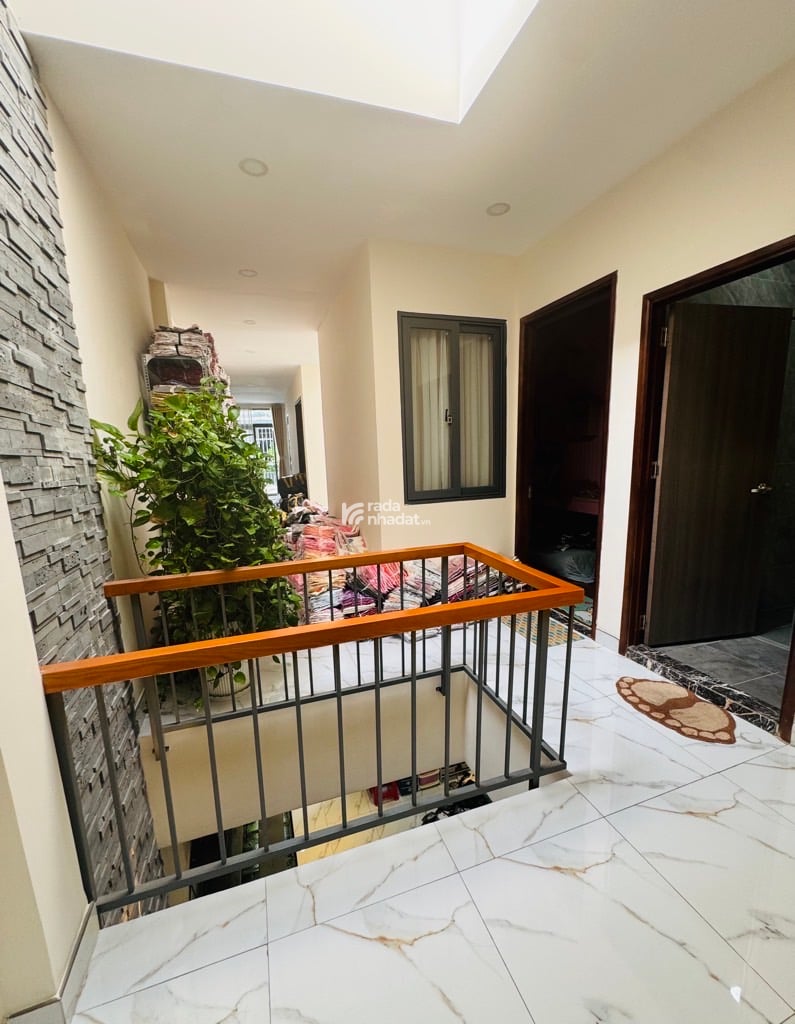 Bán nhà  gần bình long  văn cao