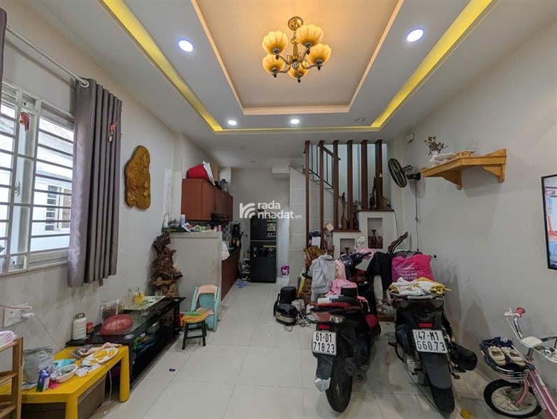 SÁT MT PHAN XÍCH LONG, PHÚ NHUẬN, 30M2 SẴN 3 TẦNG ĐÚC BTCT. GIẢM 350TR CHỈ 6.3T TL 