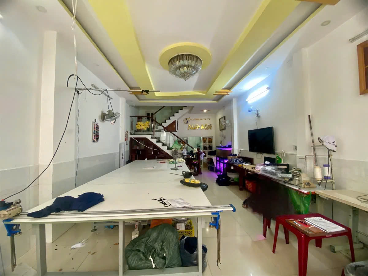 Hẻm 6m Tân Quý, 70m2, 5x14, 3 tầng, Kế AEON Tân Phú, Chỉ 9.5 tỷ TL