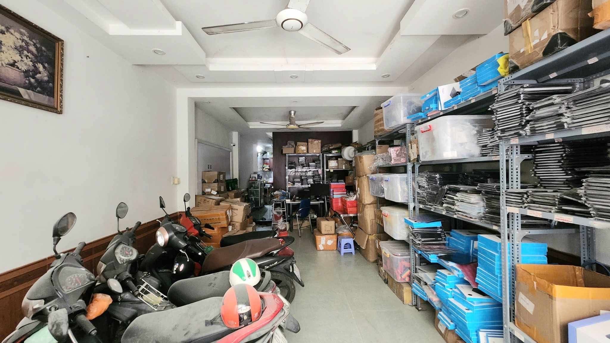 XOẮN CHỦ BÁN GẤP NHÀ 3 THÁNG 2 - QUẬN 10 HXH - DT:65M2 (416) 4 TẦNG - CHỈ 13,3 TỶ