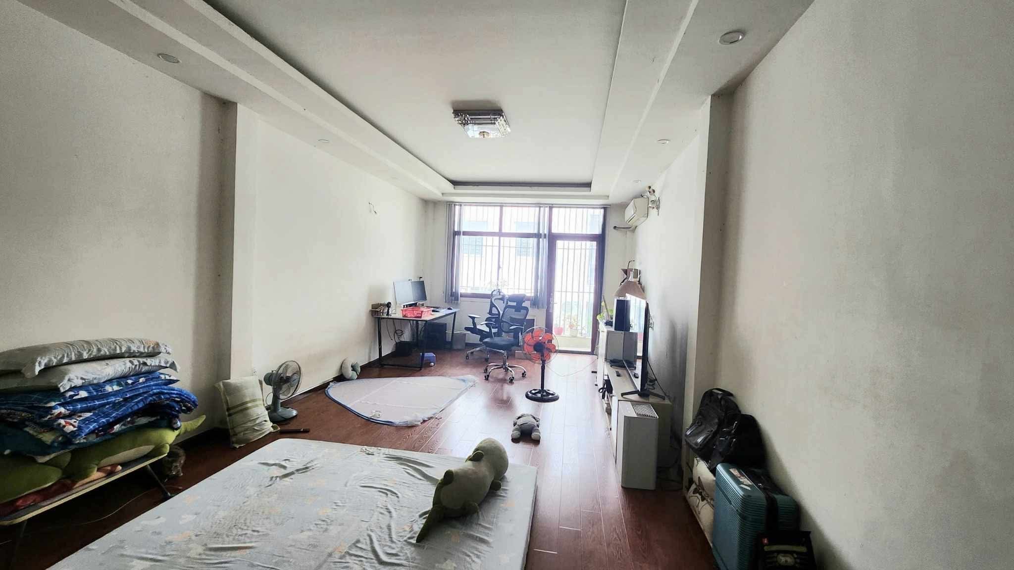 XOẮN CHỦ BÁN GẤP NHÀ 3 THÁNG 2 - QUẬN 10 HXH - DT:65M2 (416) 4 TẦNG - CHỈ 13,3 TỶ