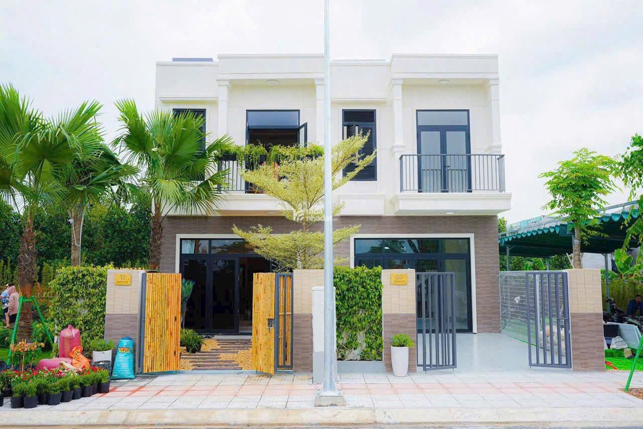 Cần Bán Lô Đất Ngay KCN VSIP 2 - Mặt Tiền DT.741 - Sổ Sẵn Cầm Tay