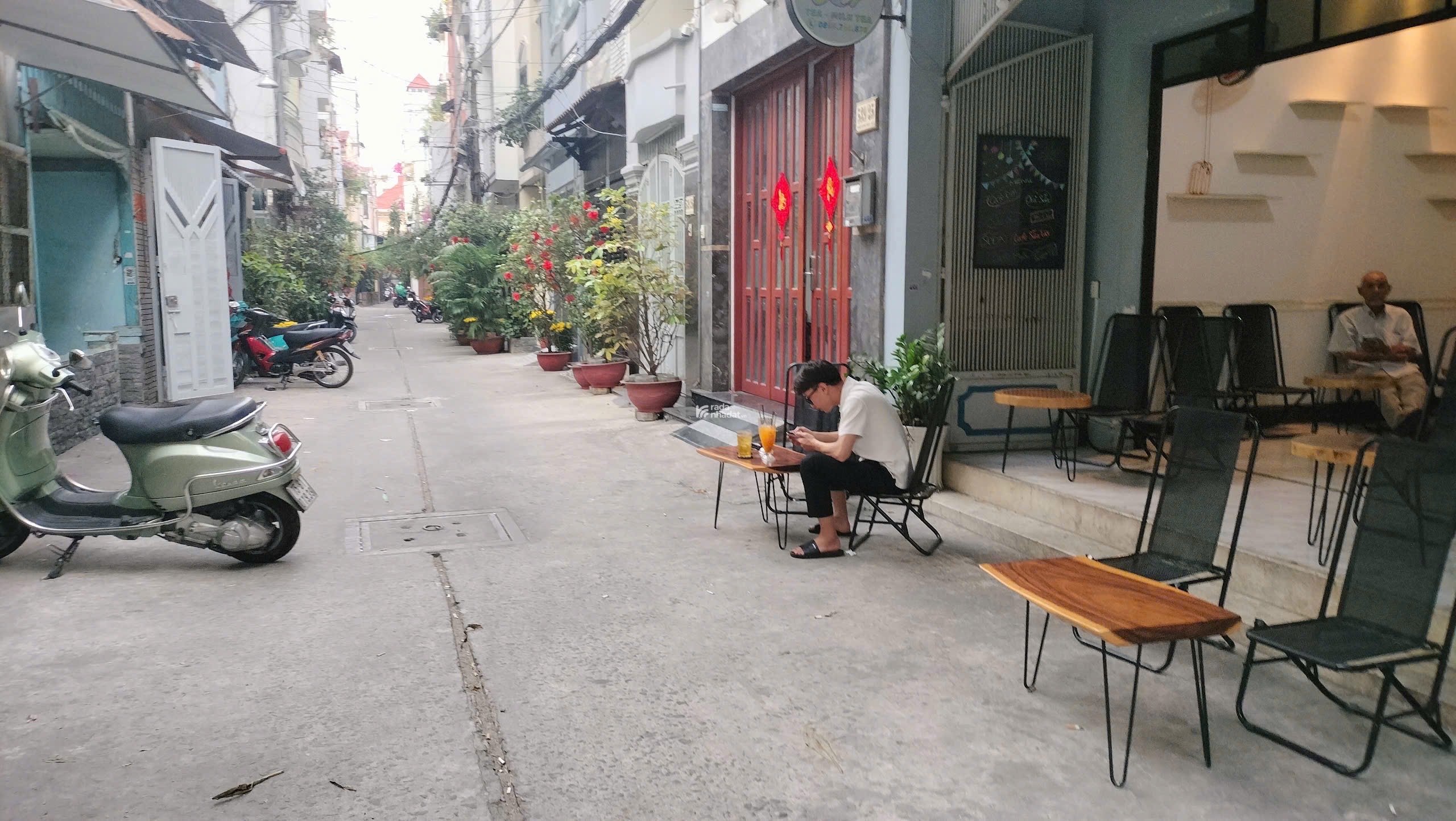 cần ra đi em nhà quận 1, dt 85m2, 1 trệt 5 lầu. HĐT 50tr/th. chỉ với 23 tỷ