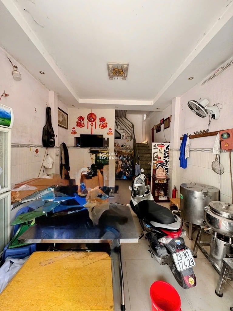 BÁN NHÀ MỚI 3 TẦNG 3PN HẺM XE HƠI 5M 3.X TỶ KẾ BÌNH LONG BÌNH TÂN GIÁP TÂN PHÚ