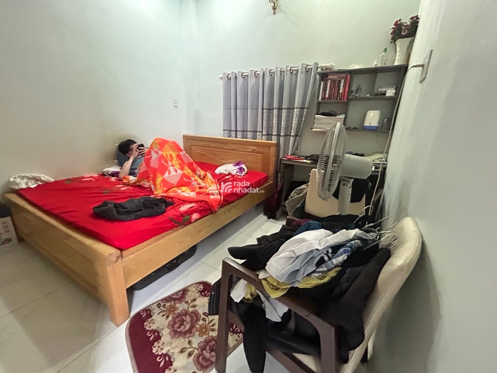 NGAY ĐẦM SEN, HẺM XE HƠI TÔ HIỆU, TÂN PHÚ, 34M2 HIẾM CÓ. GIẢM 450TR CHỈ CÒN 5.3T TL TỐT