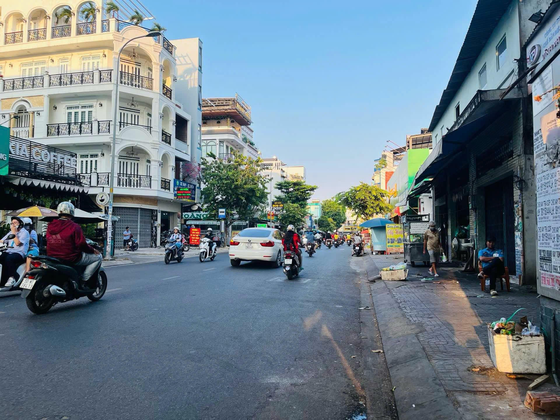 Đất tại khu vực Tân Hương tại Tân Phú DT 80m2 giá 11,7 tỷ
