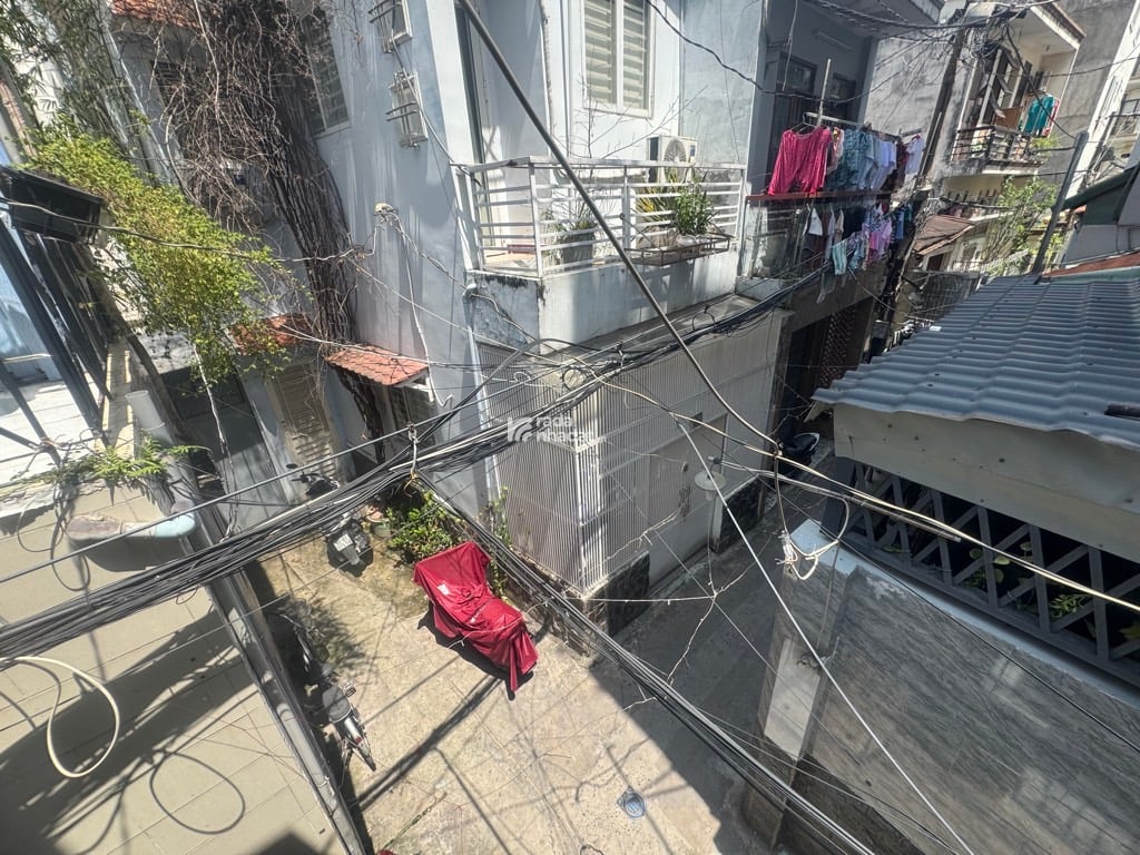 SIÊU RẺ VÀ ĐẸP. NGUYỄN THƯỢNG HIỀN, PHÚ NHUẬN, 2 TẦNG CÓ KC Ở NGAY. GIẢM 350TR CHỈ 6.35T TL