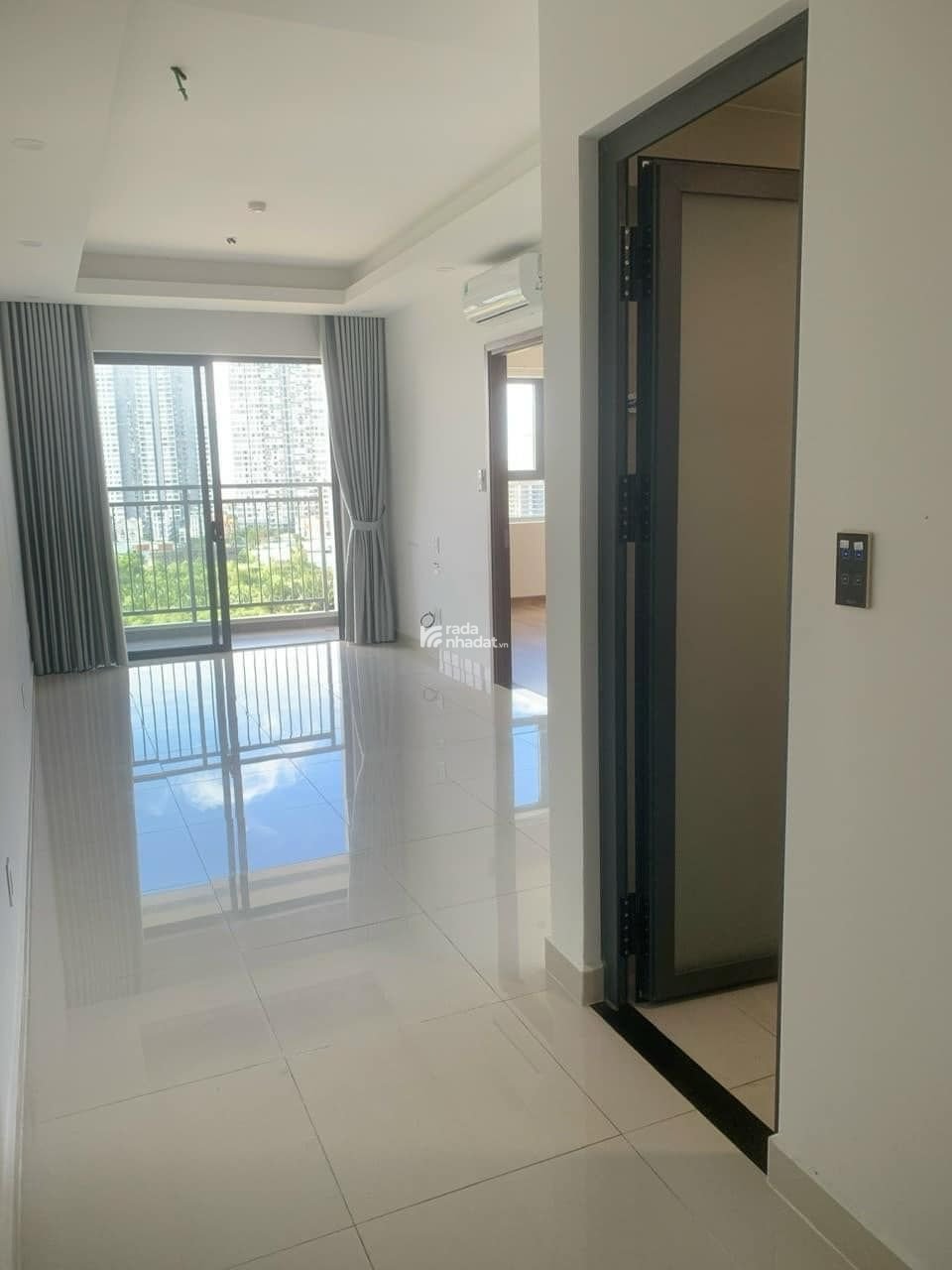 Bán gấp River Panorama lầu 16, diện tích 64,5m2, view sông, chốt 3,6 tỷ