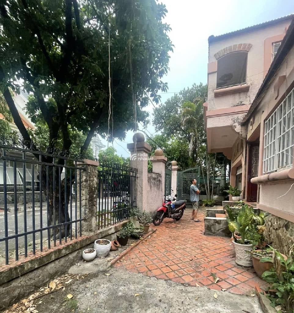 Biệt thự ngang khủng 12m x 17m, đường nhựa 12m, Nguyễn Oanh Gò Vấp, nhỉnh 20 tỷ