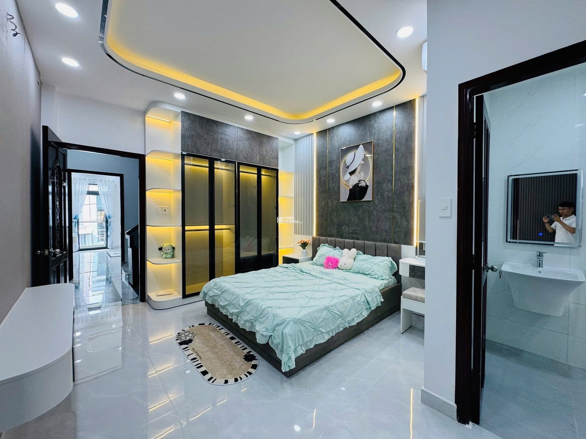 Nhà 4 Tầng Quận 7 - Nội Thất Cao Cấp - Ô Tô Đỗ Cửa - Sân Thượng - Chỉ 7 tỷ 450 TL