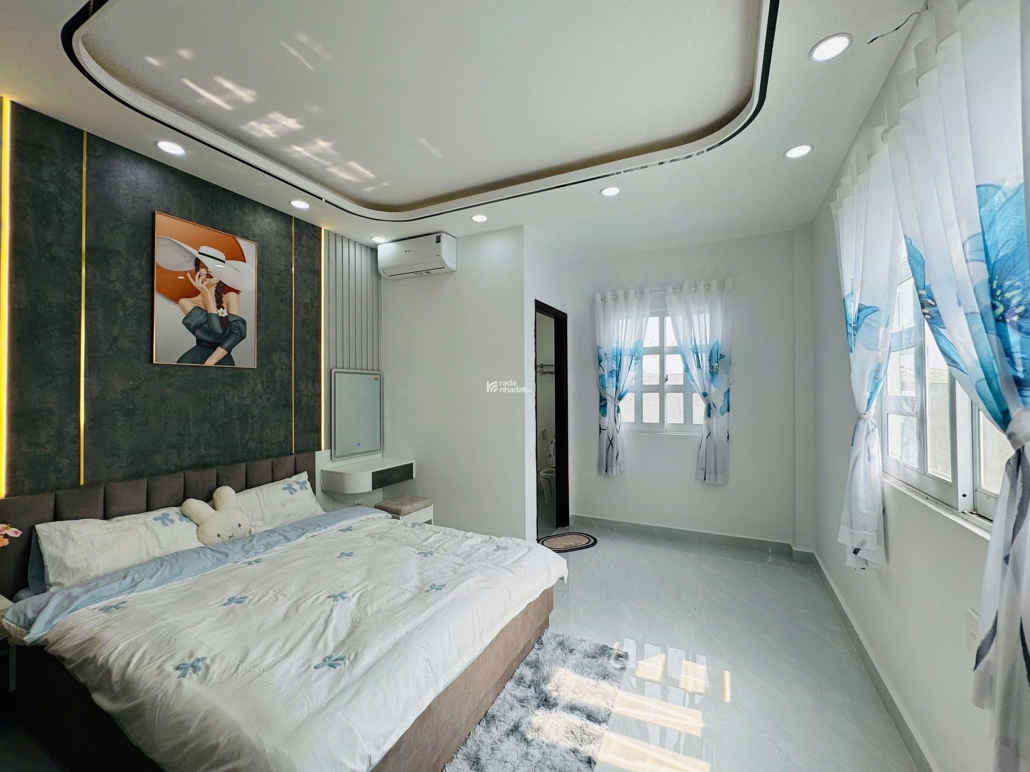 Nhà 4 Tầng Quận 7 - Nội Thất Cao Cấp - Ô Tô Đỗ Cửa - Sân Thượng - Chỉ 7 tỷ 450 TL