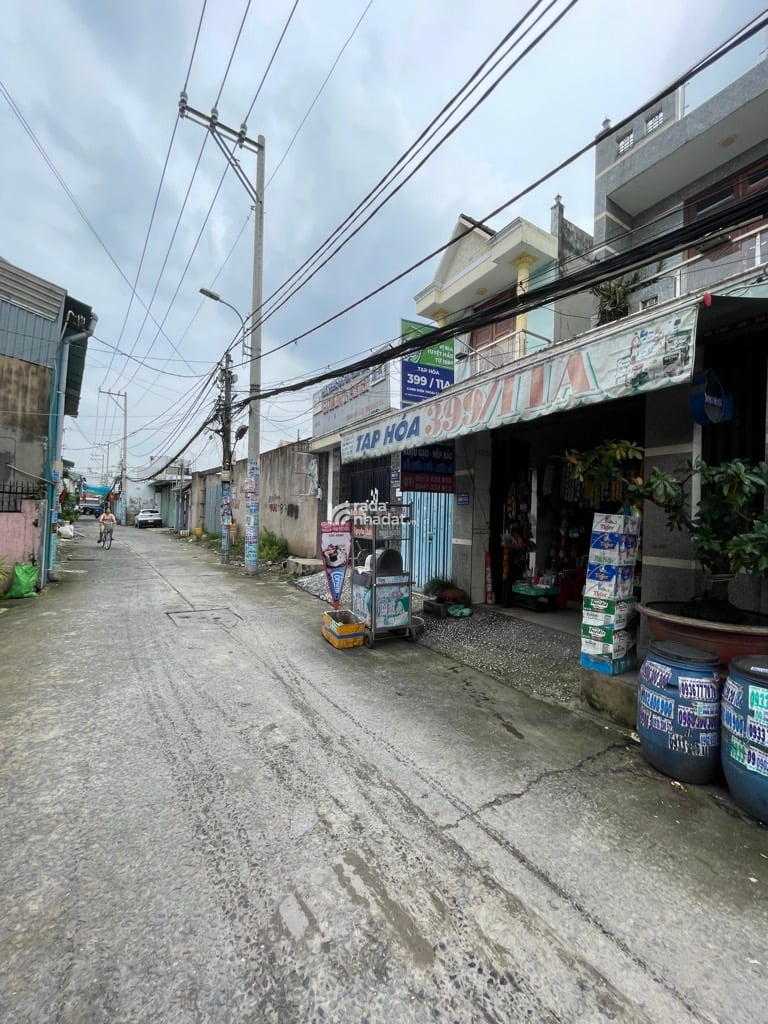 Phù hợp: mua ở có sẵn dòng tiền cho thuê, hoặc xây biệt thự, hoặc CHDV 