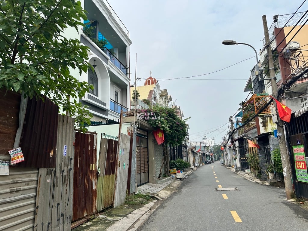 4 LÔ ĐẤT MTKD ĐƯỜNG SỐ 8, BÌNH TÂN, 400M2 TIỆN XÂY MỚI. GIẢM 350TR CHỈ 25.5T TL 