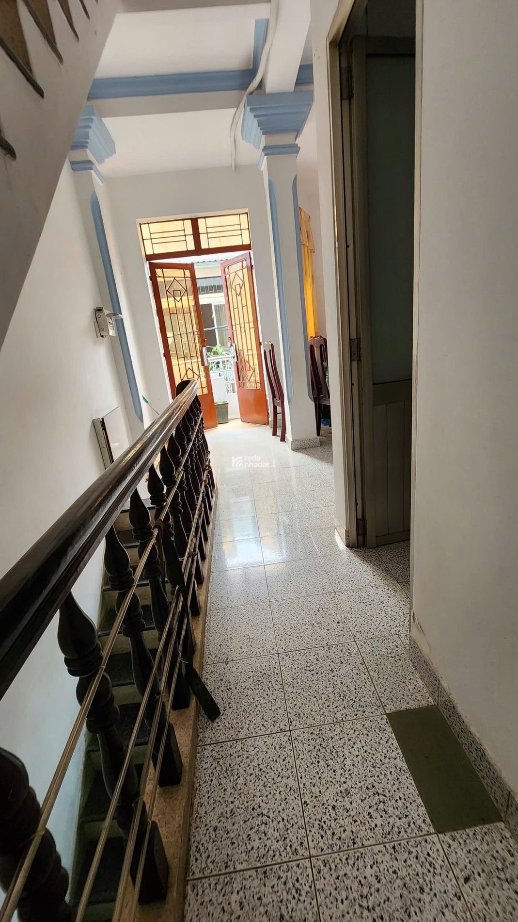 Hxh Thạch Lam, 40m2, ngang 5.2m, 5 tầng BTCT 5PN, chỉ 6.5 tỷ, nhà đẹp ở ngay