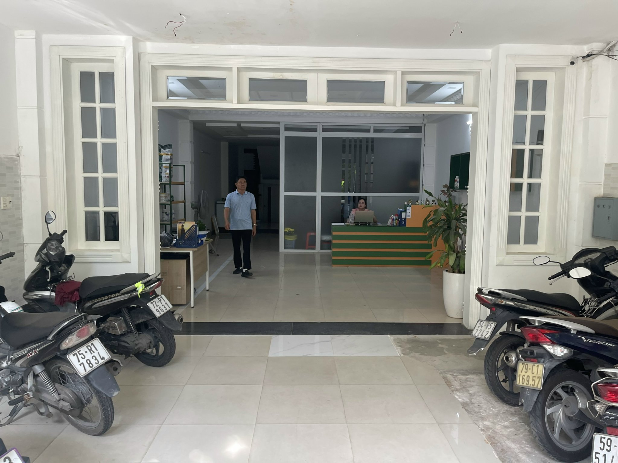 Nhà 25 đường 75 khu tân quy đông P tân phong Q7 Dt 6x22m trệt 2 lầu sân thượng