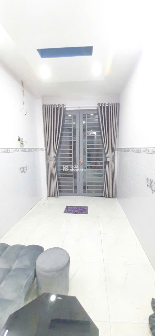 Bán nhà mới 1 lầu hẻm 314 đường Âu Dương Lân P.3 Quận 8