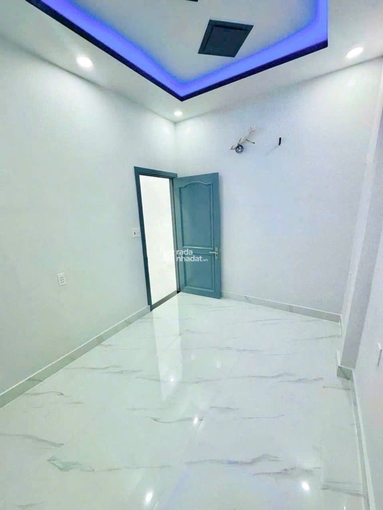 Bán nhà Quận 7 ô tô đỗ sát cửa 105m2 ngang 4m dài 26m nhà 2 tầng 4 phòng ngủ chỉ 7 tỷ nhỉnh