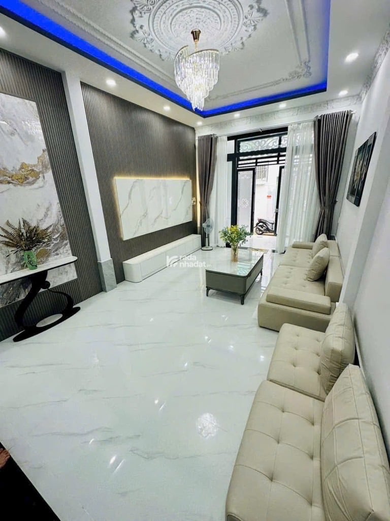 Bán nhà Quận 7 ô tô đỗ sát cửa 105m2 ngang 4m dài 26m nhà 2 tầng 4 phòng ngủ chỉ 7 tỷ nhỉnh