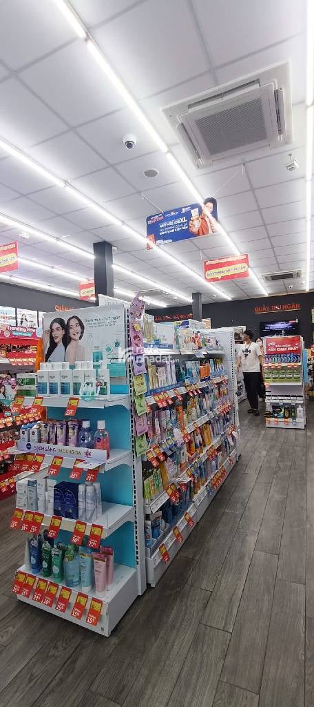  BÁN NHÀ CẤP 4 MẶT TIỀN KINH DOANH SẦM UẤT HỢP ĐỒNG THUÊ ỔN ĐỊNH 