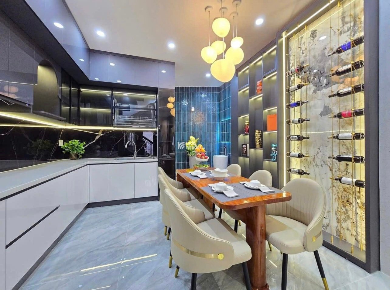 CHÍNH CHỦ BÁN NHÀ ĐẸP TRUNG TÂM PHƯỜNG 6, TP. TÂN AN, LONG AN 75m2 CHỈ 2TỶ2 SHR