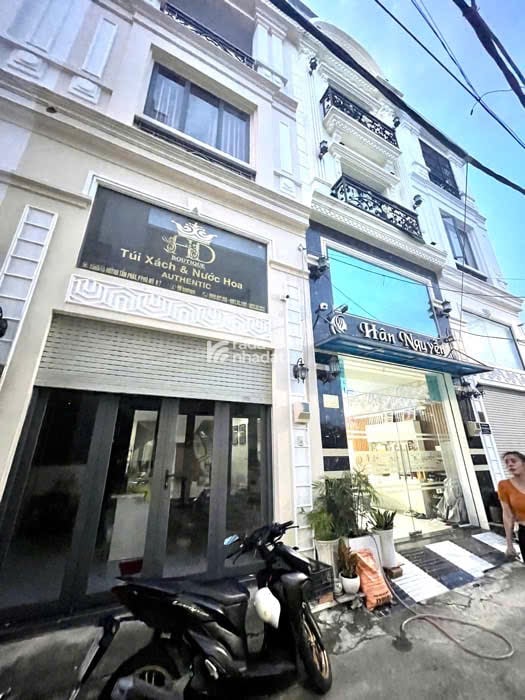 Bán nhà vừa ở vừa Kinh Doanh - cách PMH 1P - ôtô tới nhà -3 lầu Full NT - nhỉnh 6T TL