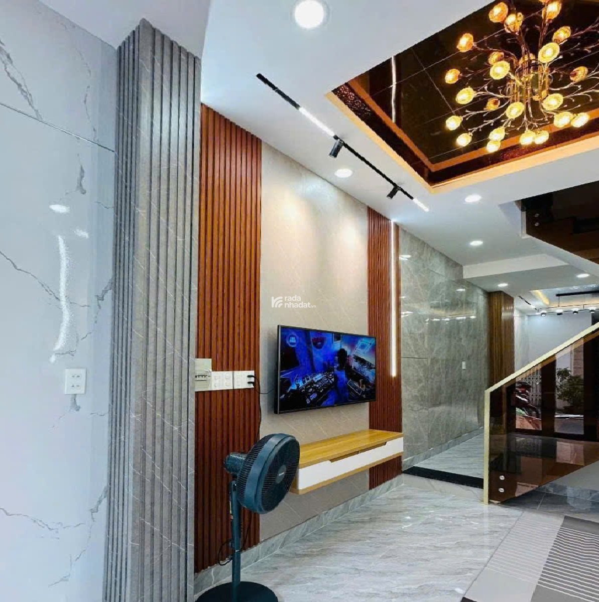 Nhà mới hẻm Ô tô sát mặt tiền Lê Văn Sỹ - QUẬN TÂN BÌNH