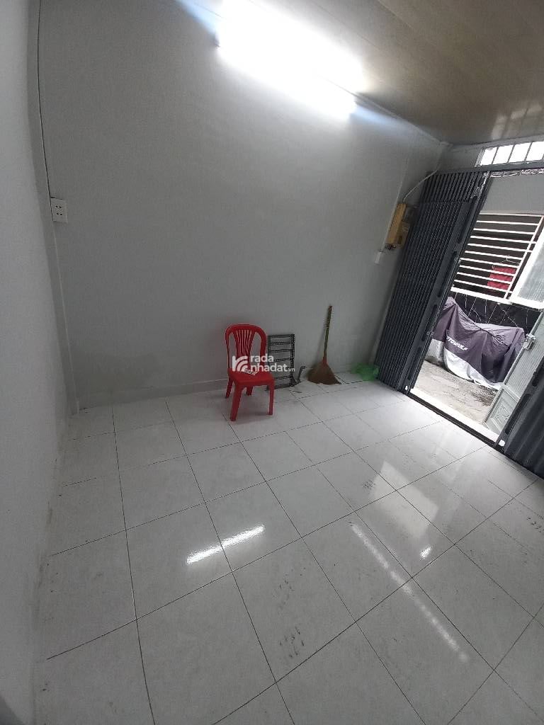 Bán Nhà C4 Hướng Đông,  DT 3x10, Dạ Nam P2 Q8, Khu Cao Tầng, Giá 4,25 Tỷ