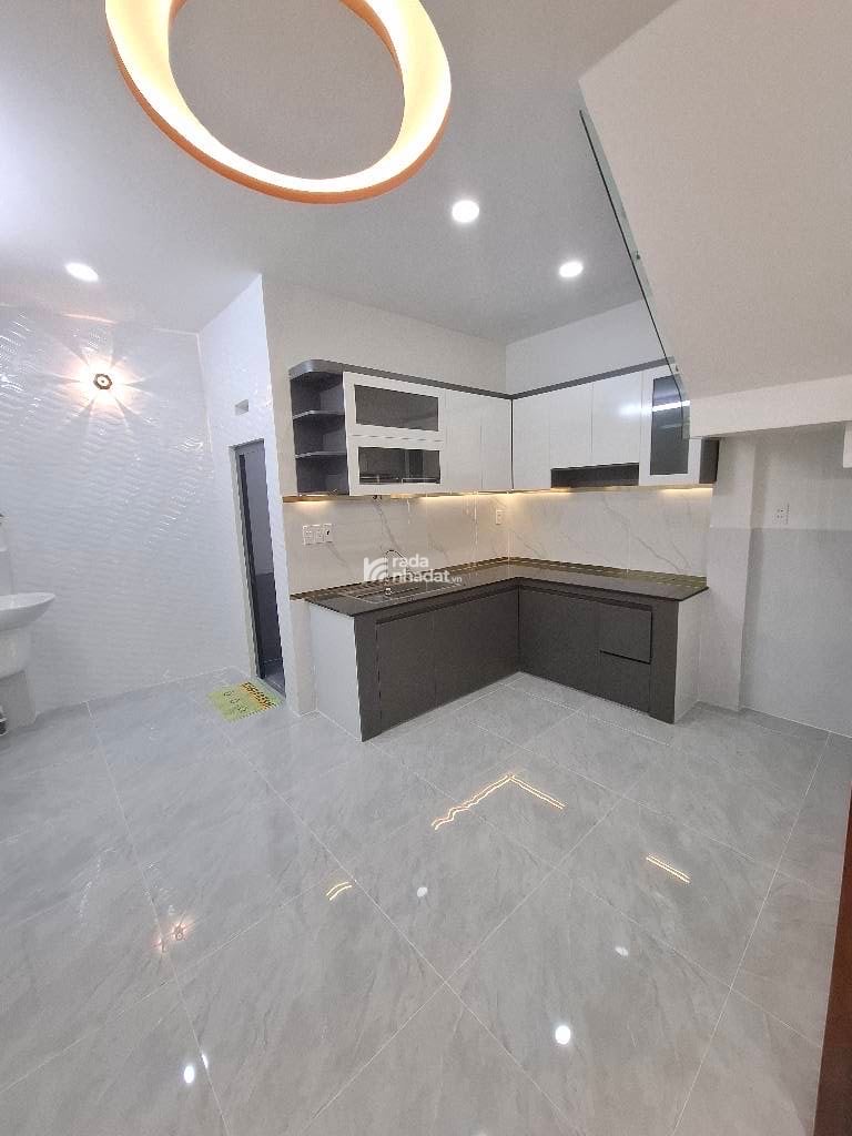 CẦN BÁN GẤP NHÀ BÌNH TÂN -HẺM XE HƠI 
