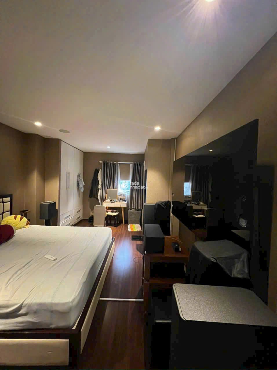 Bán nhà Mặt tiền Cầu Xéo.Q Tân Phú. Dt: 4x16. 4 Tầng . Giá: 13 tỷ TL