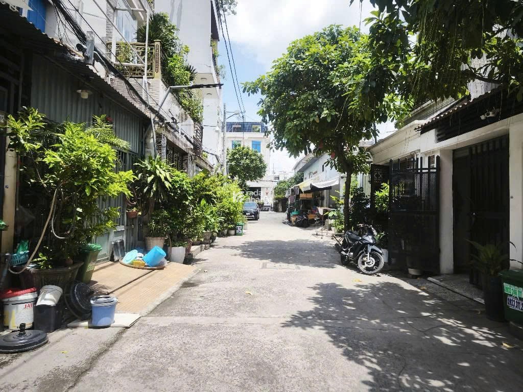 NGAY AEON MALL TÂN PHÚ -  LÊ TRỌNG TẤN - HẺM NHỰA 6M - 4 TẦNG - 5.5x14M - SỔ VUÔNG A4 - CHỈ 6.95 TỶ
