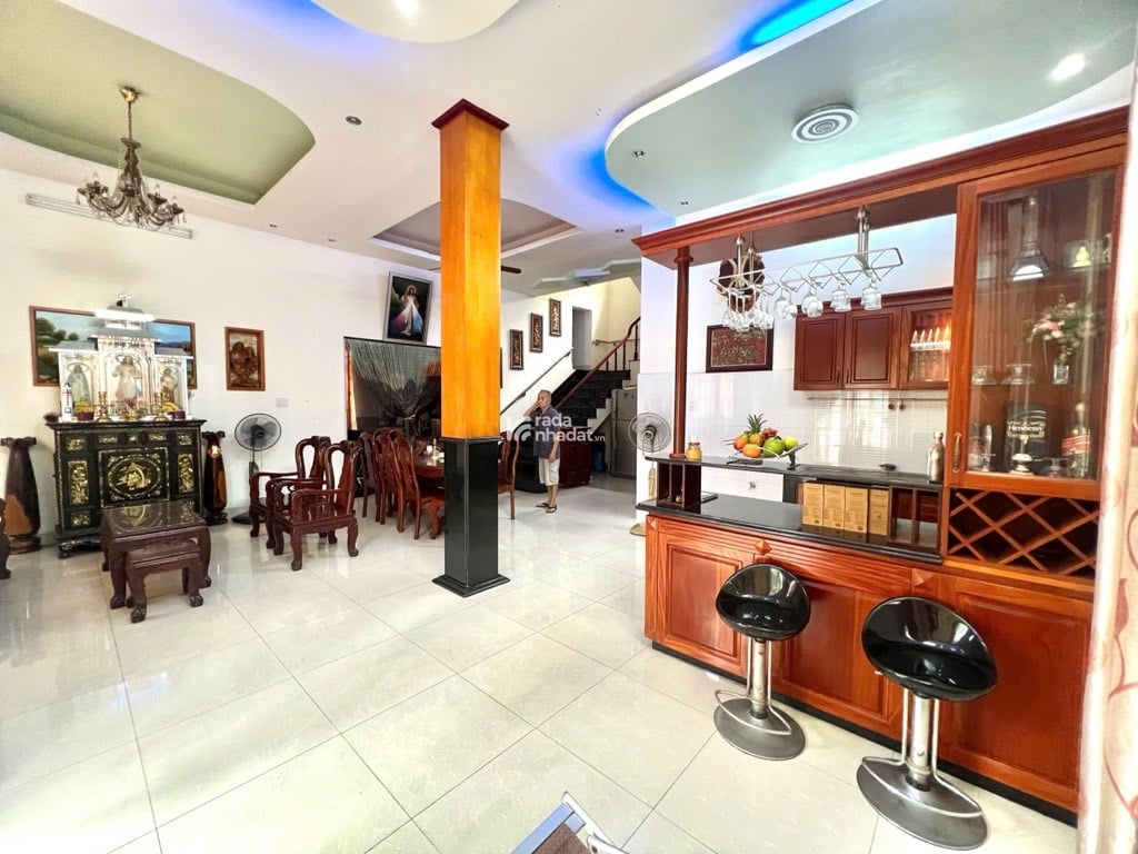 HẺM XE HƠI XÔ VIẾT NGHỆ TĨNH, BÌNH THẠNH, 640M2 TIỆN XÂY MỚI. GIẢM 15T CHỈ 84T TL 
