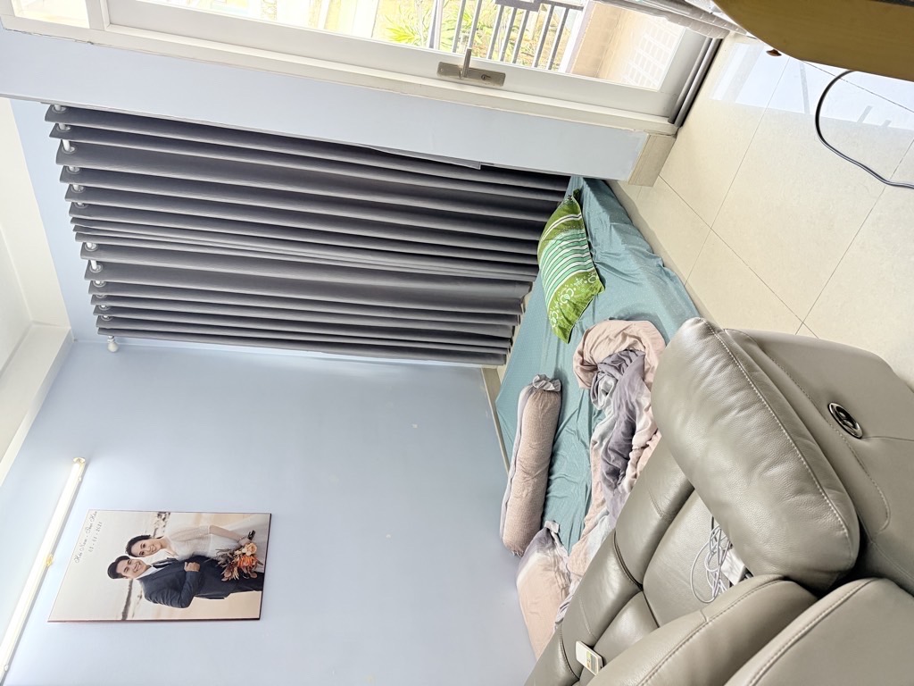 sát mặt tiền - giáp Q.5, Q.6, Q.10- Thuận tiện di chuyển ra các tuyến đường huyết mạch Hồng Bàng - 